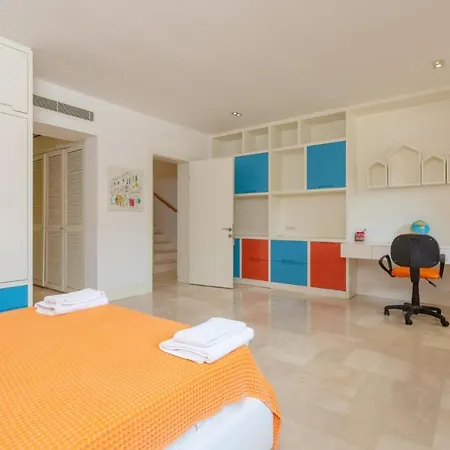 Royal Villa Belenpinar